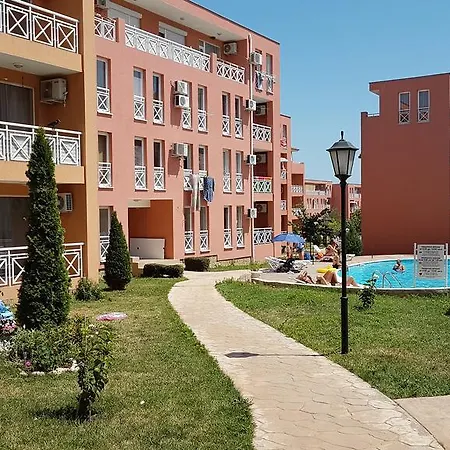 Апартамент Съни Дей6 *