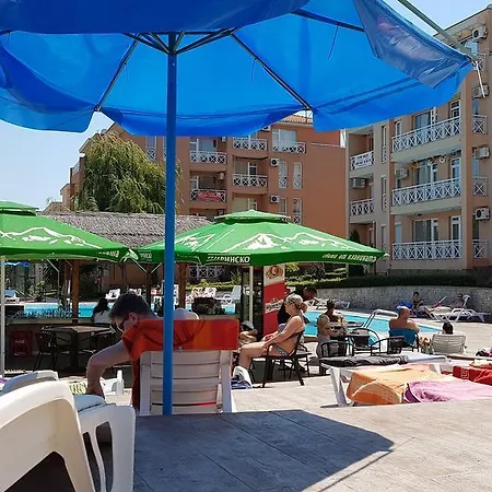 Апартамент Съни Дей6 Tunkovo