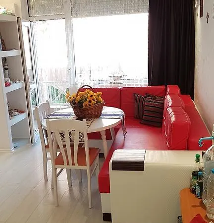 Апартамент Съни Дей6 * Tunkovo